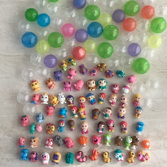 Vintage Squinkies Toys Mini Figures & Egg Cases Toy Figurines Small Eggs Lot 120 - Picture 1 of 14